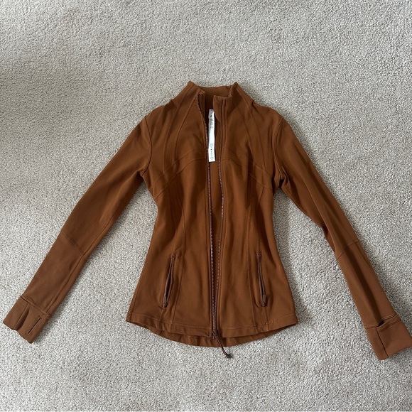 lululemon define jacket size 4 copper brown Luon. Like new - Picture 3 of 5